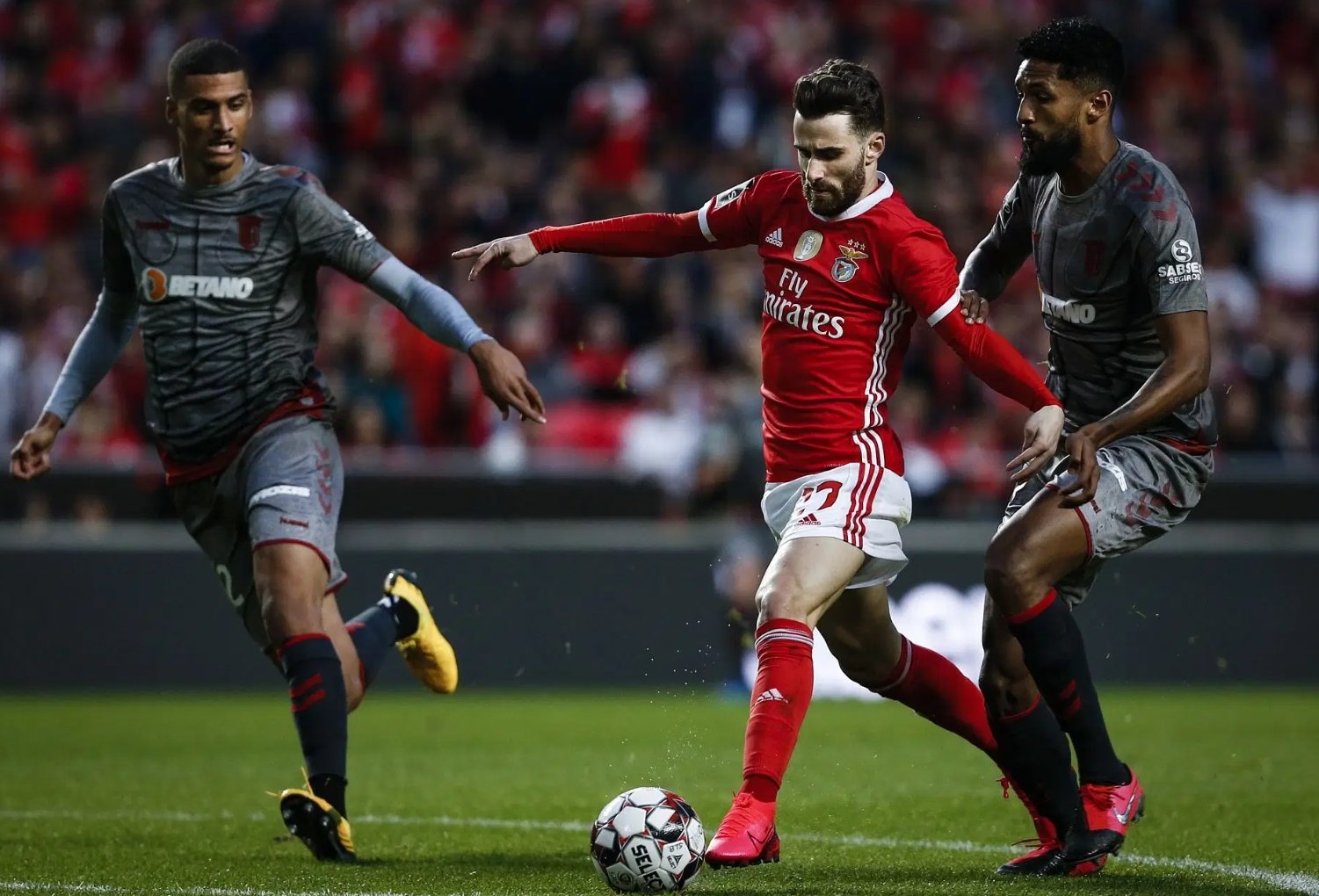 体育娱乐-英冠球队夺得足总杯