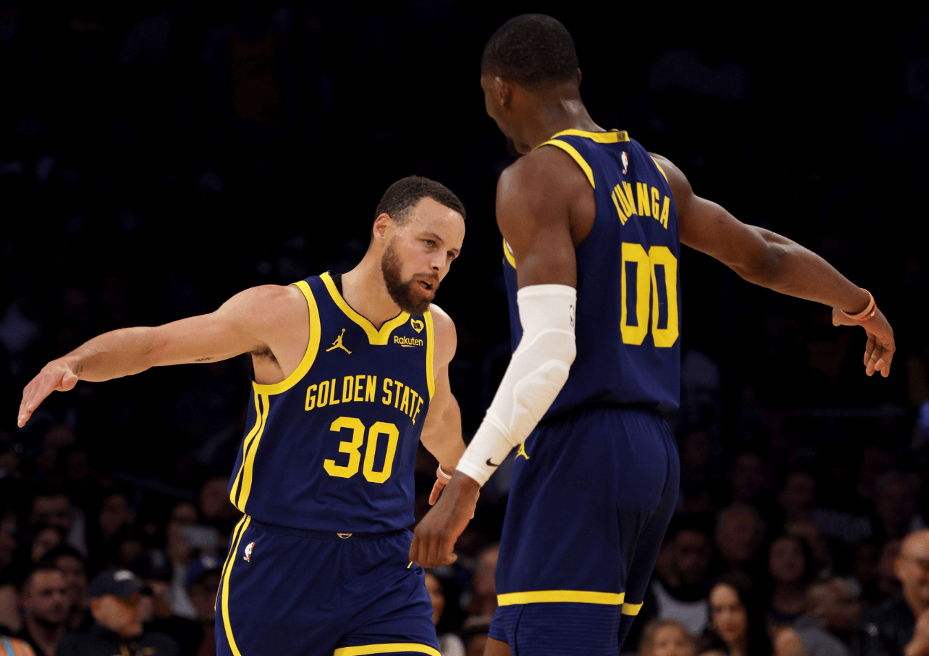 中国体育-金州勇士最新交易信息