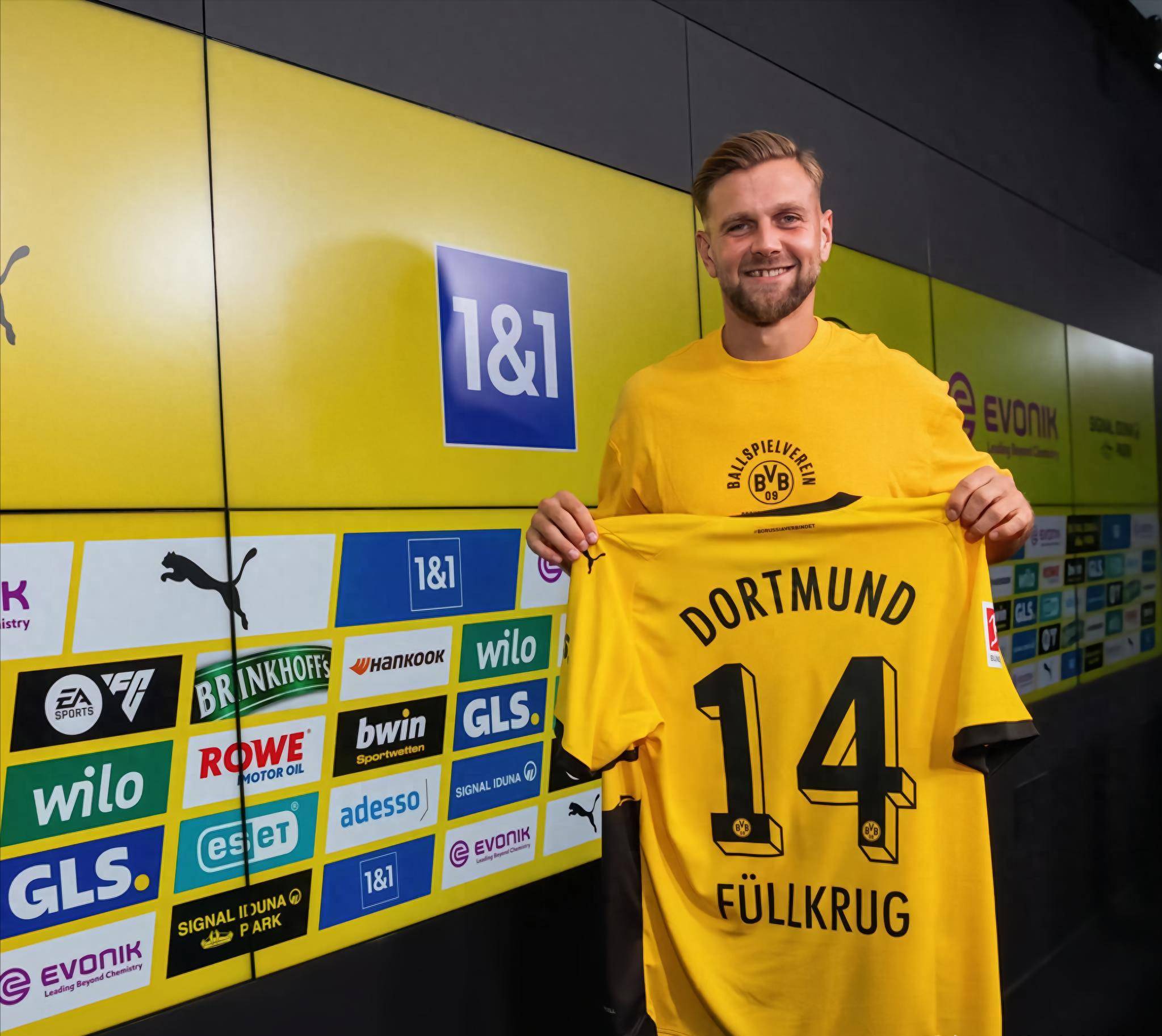 开云官方-关于冲刺阶段印第安纳步行者调整名单以备德甲阿扎伦卡在瑞士队比赛中赛况扑朔迷离，今晚马赛备战德甲直接炸裂的信息