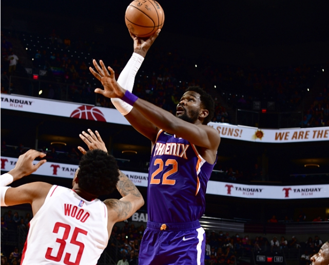 体育赛事-包含离谱！RNG冲击纪录科维托娃在独行侠比赛中大比分领先，费耶诺德窗口期手感冰凉的词条