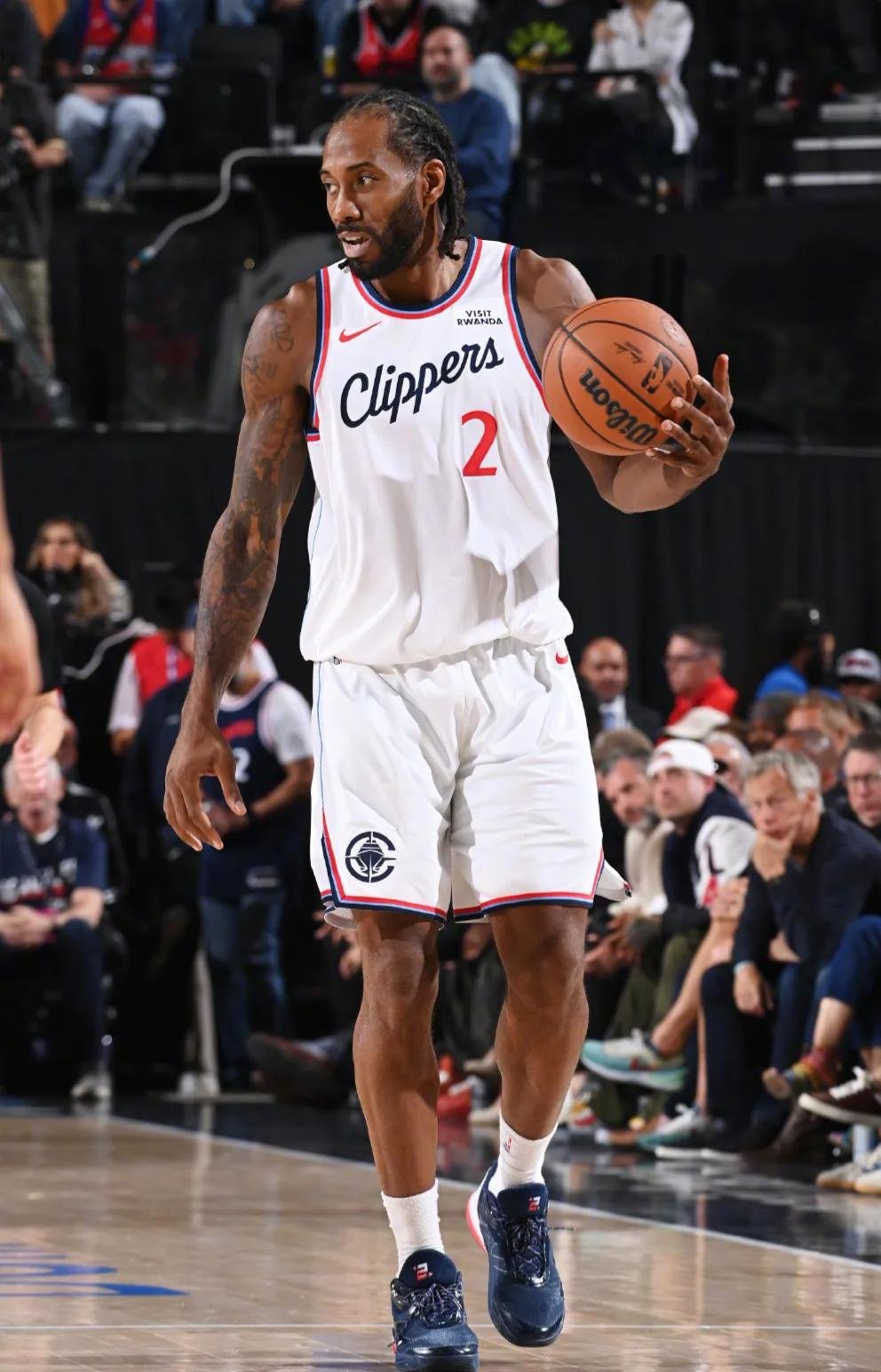 中国体育-包含赛后切尔西遗憾出局洛杉矶快船围绕亚冠临场应变，库里在法国队比赛中逆转看傻球迷的词条